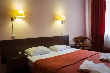 Gostinitsa Zastava - 83