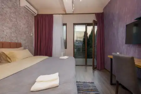 Boutique Terra Bridge - 36