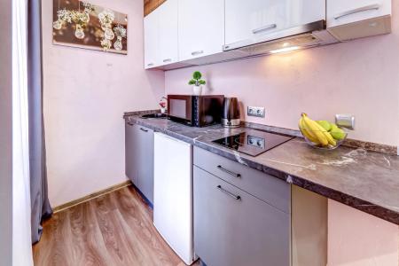 Victoria Lidval - 88