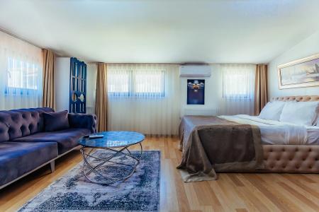 Taksim Wonder Suites Apart - 240