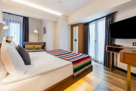 Hay Alsancak - 32