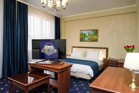 Biznes-Hotel - 75