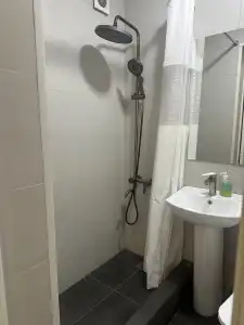 Komitas Avenue Guest House - 57