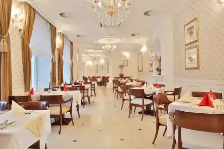 Sun Palace Wellness - 17