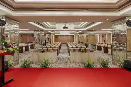 Halong Plaza - 31