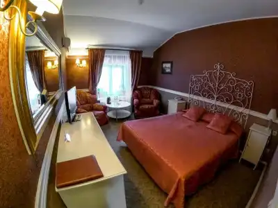 Zheneva - 12