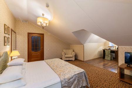 Lancaster Court - 49