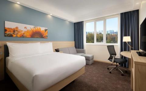 Hampton By Hilton - 2