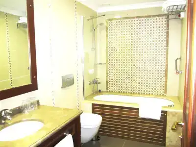 Glk Premier Regency Suites & Spa - 22