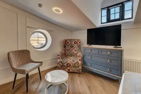 HATTI LOFT - 11