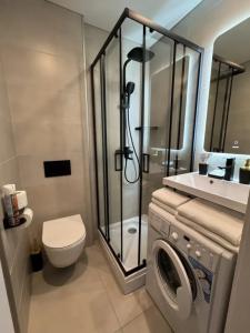 Vash Salut Apart - 179