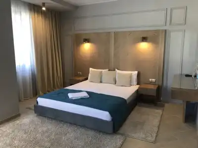 Boomerang Boutique - 1
