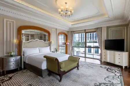 Al Habtoor Palace - 44