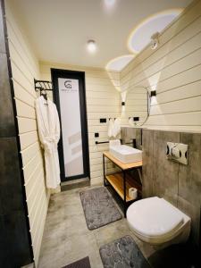 Geometrika • Lounge - 208