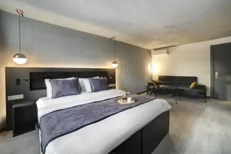 Seya Suites - 0