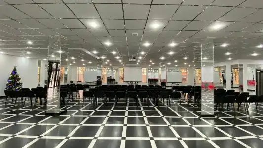 Forum Plaza - 9