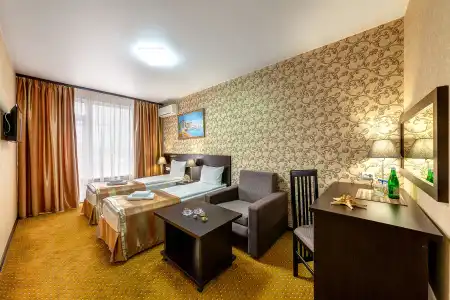 Hotel - 8