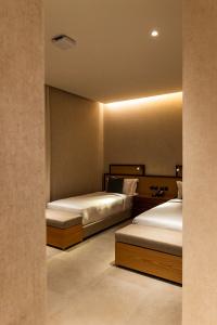 ERTH Abu Dhabi - 14