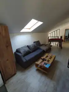 TJ Guest House - 5