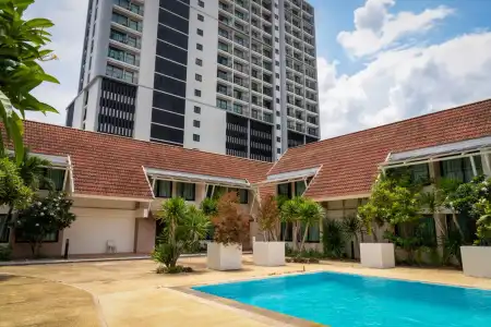 Tropicana Pattaya - 32