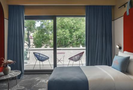 Heritage & Suites - 50