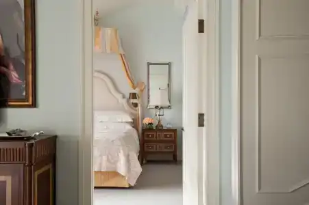 Four Seasons Lion Palace - 155