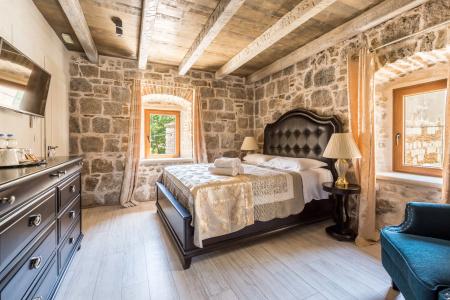 Heritage Palace Varos - Mag Quaint & Elegant Boutiques - 119