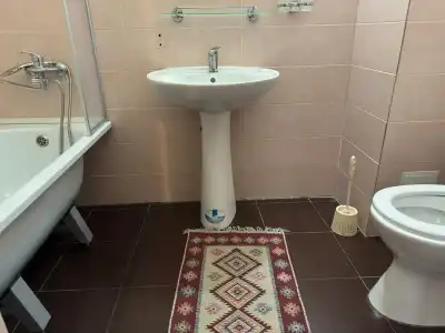 Almaty Five Seasons&Hostel - 9