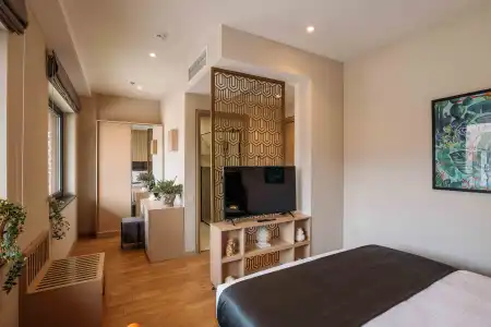 Monday by Dnt Group - 82