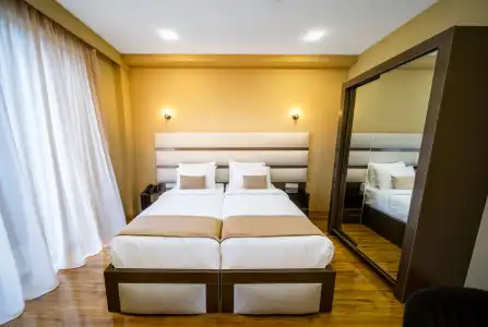 Residence Plaza - 58