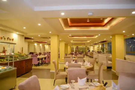 The Grand Kandyan - 16