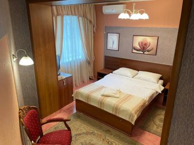 La Vie De Chateau - 149