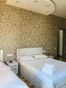 Tourist - 20