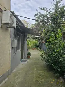 Family Guest House - 10