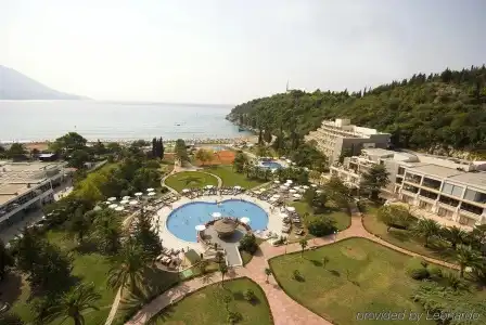 Iberostar Bellevue - 42