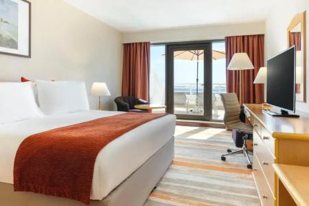 Crowne Plaza MUSCAT by IHG - 3