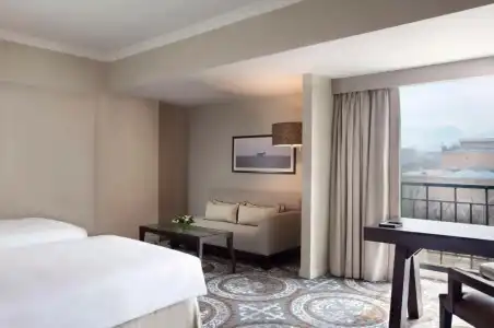 Hyatt Regency - 24