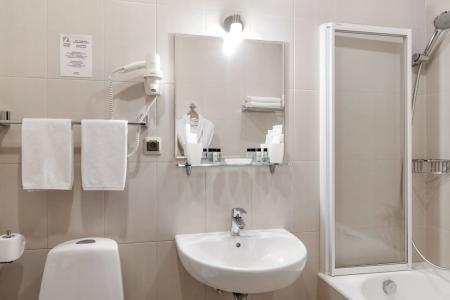 Stariy Dvorik on Orlovskaya - 76