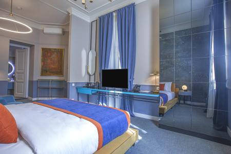 Heritage & Suites - 63