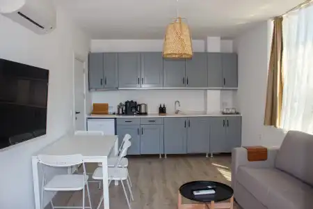 Aloha Suites - 28