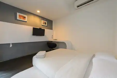 Sukhumvit Beds - 11