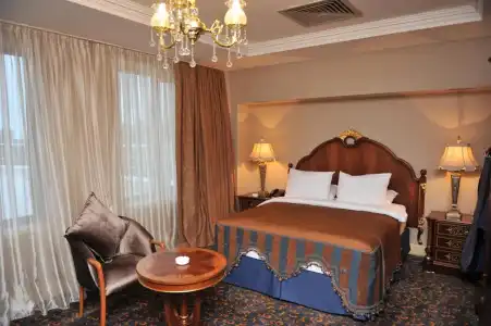 Intourist Palace Batumi - 7