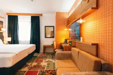 Inn OZZ - 44