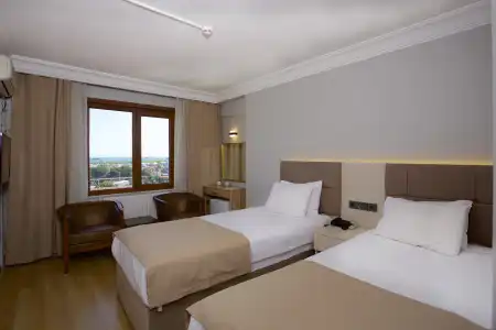 Grand Abant And Congress Center - 17