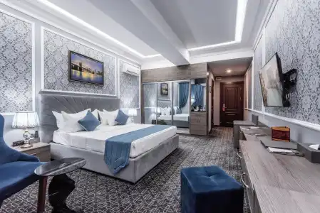 The Royal Mezbon & SPA - 1