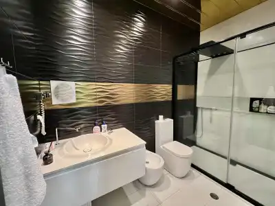Luxury Villa With Pool and Jacuzzi - 17