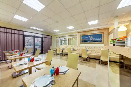 Hotel - 14