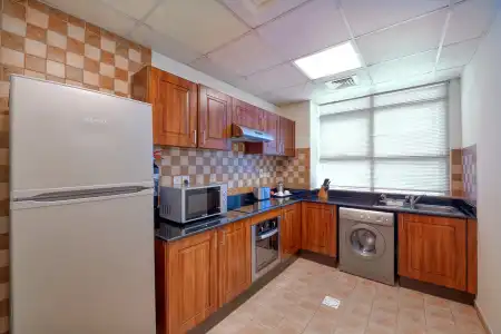 Pearl Marina Apartments LLC - 46