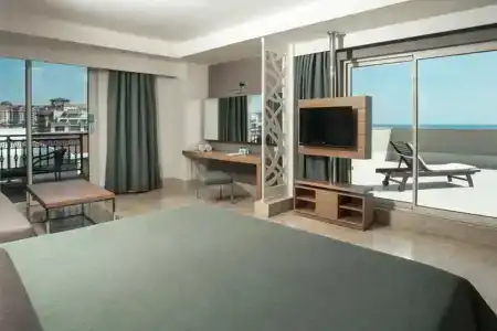 Paloma Oceana - 25