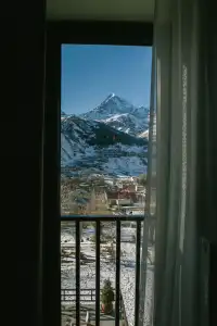 Intourist - 65